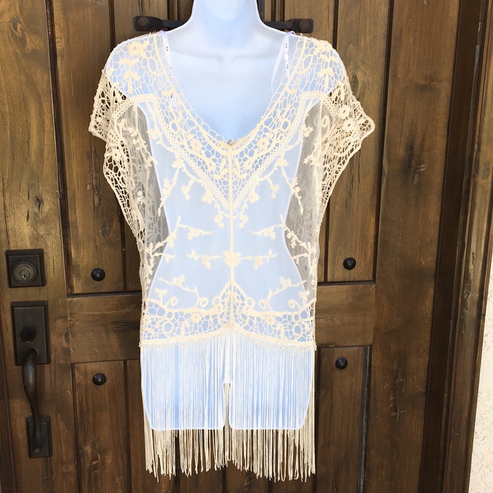 —SOLD—Iris Boho Crochet Mesh Fringe Top S M L XL - Picture 6 of 6